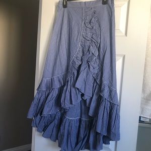 Ruffle skirt